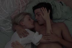 Первый секс Ромолы Гарай из Грязные танцы 2